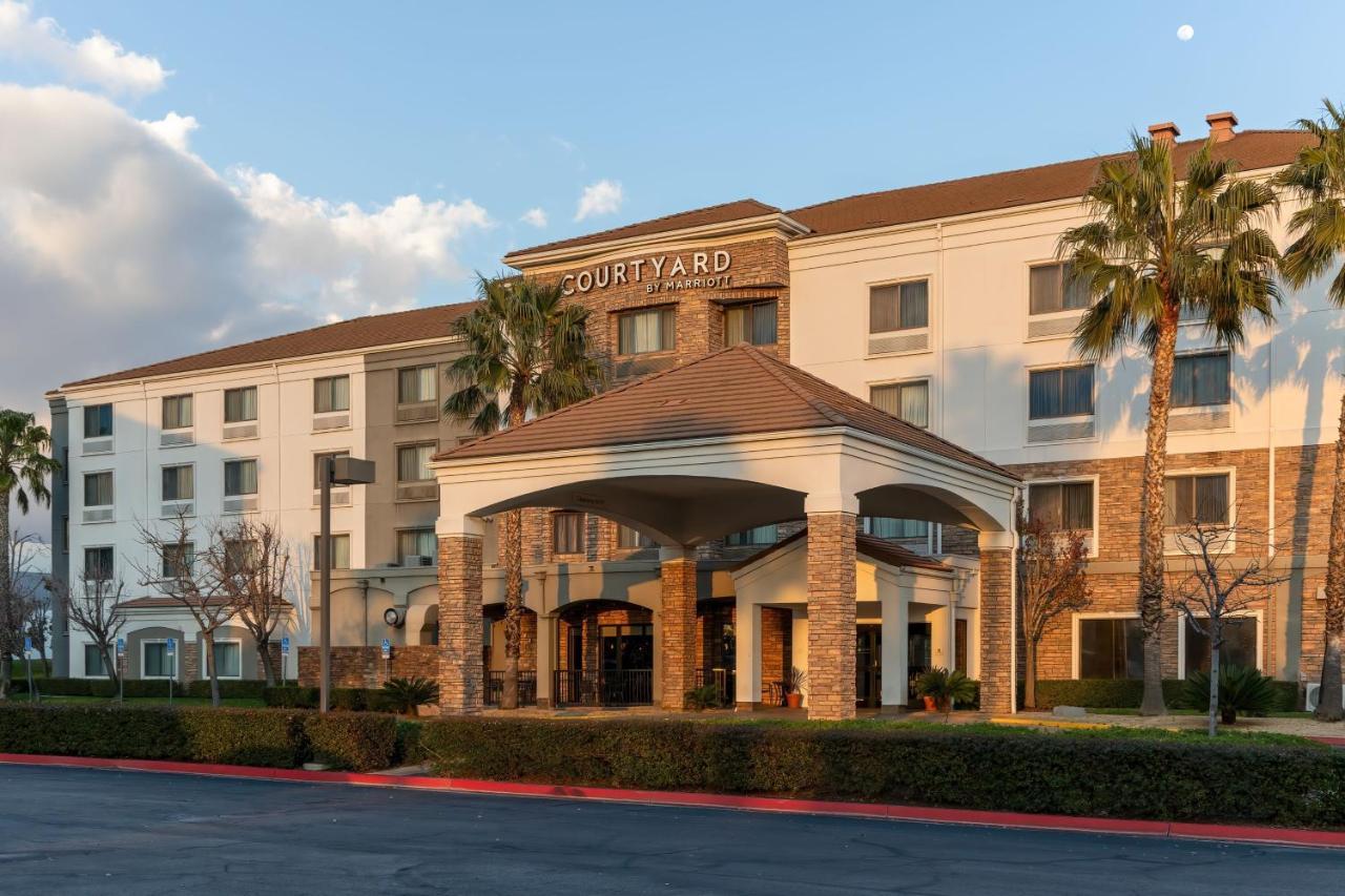 Courtyard By Marriott Ontario Rancho Cucamonga Hotel Exterior photo