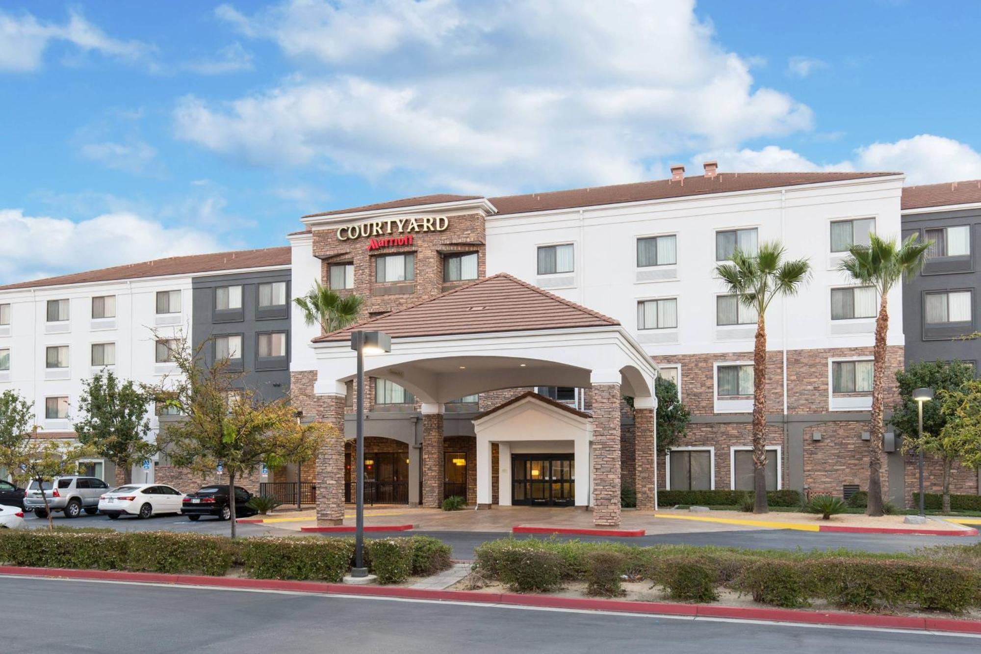 Courtyard By Marriott Ontario Rancho Cucamonga Hotel Exterior photo
