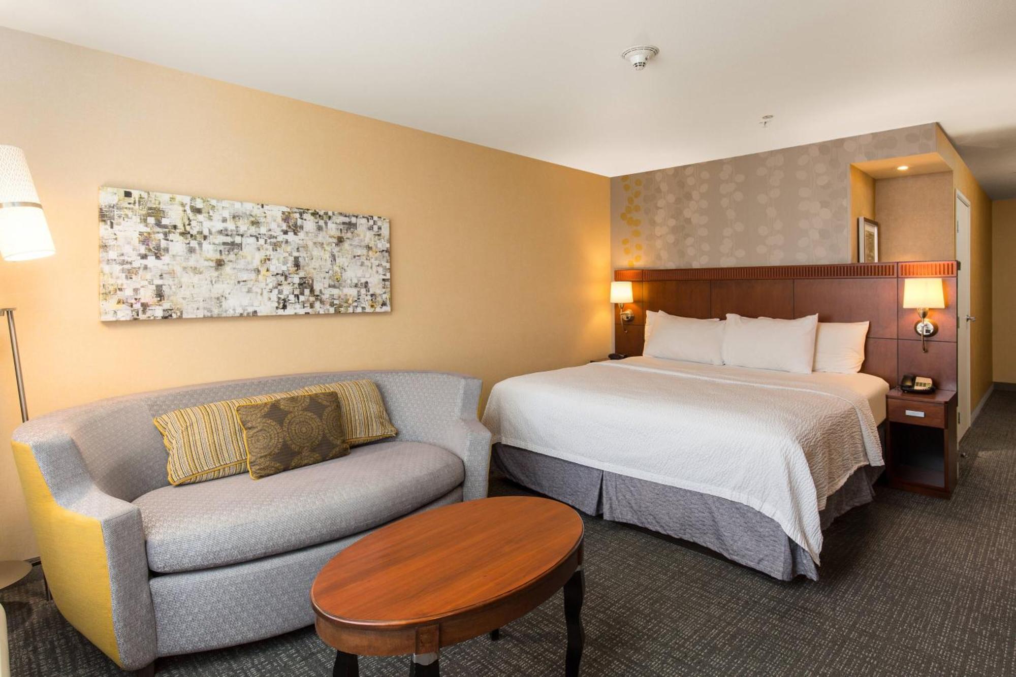 Courtyard By Marriott Ontario Rancho Cucamonga Hotel Exterior photo