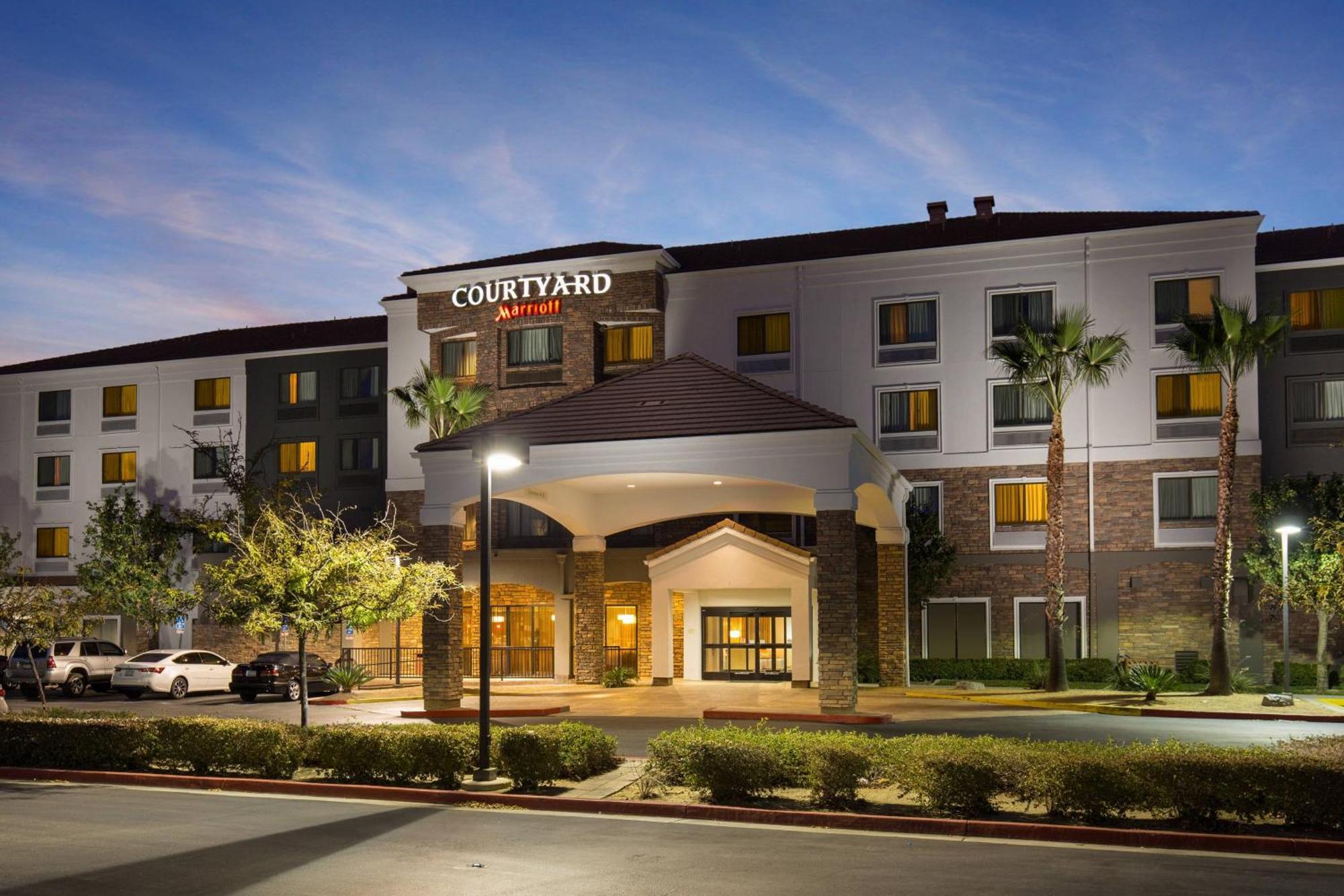 Courtyard By Marriott Ontario Rancho Cucamonga Hotel Exterior photo