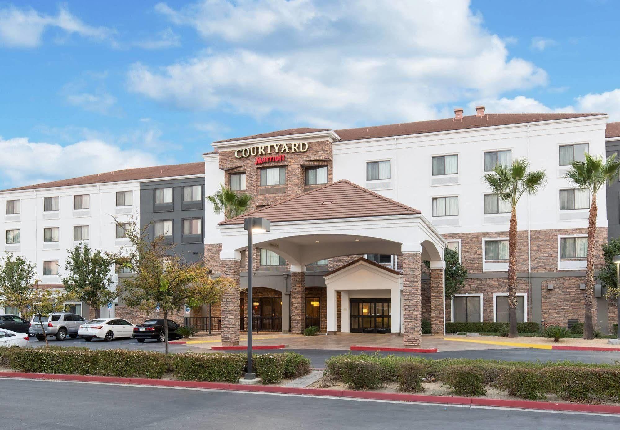 Courtyard By Marriott Ontario Rancho Cucamonga Hotel Exterior photo